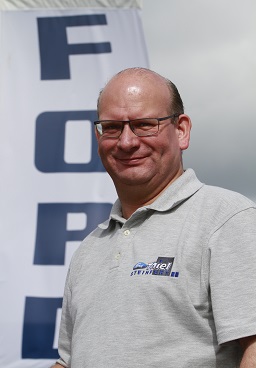 Helmut Helker – Ansprechperson bei Autocentrum Thiel